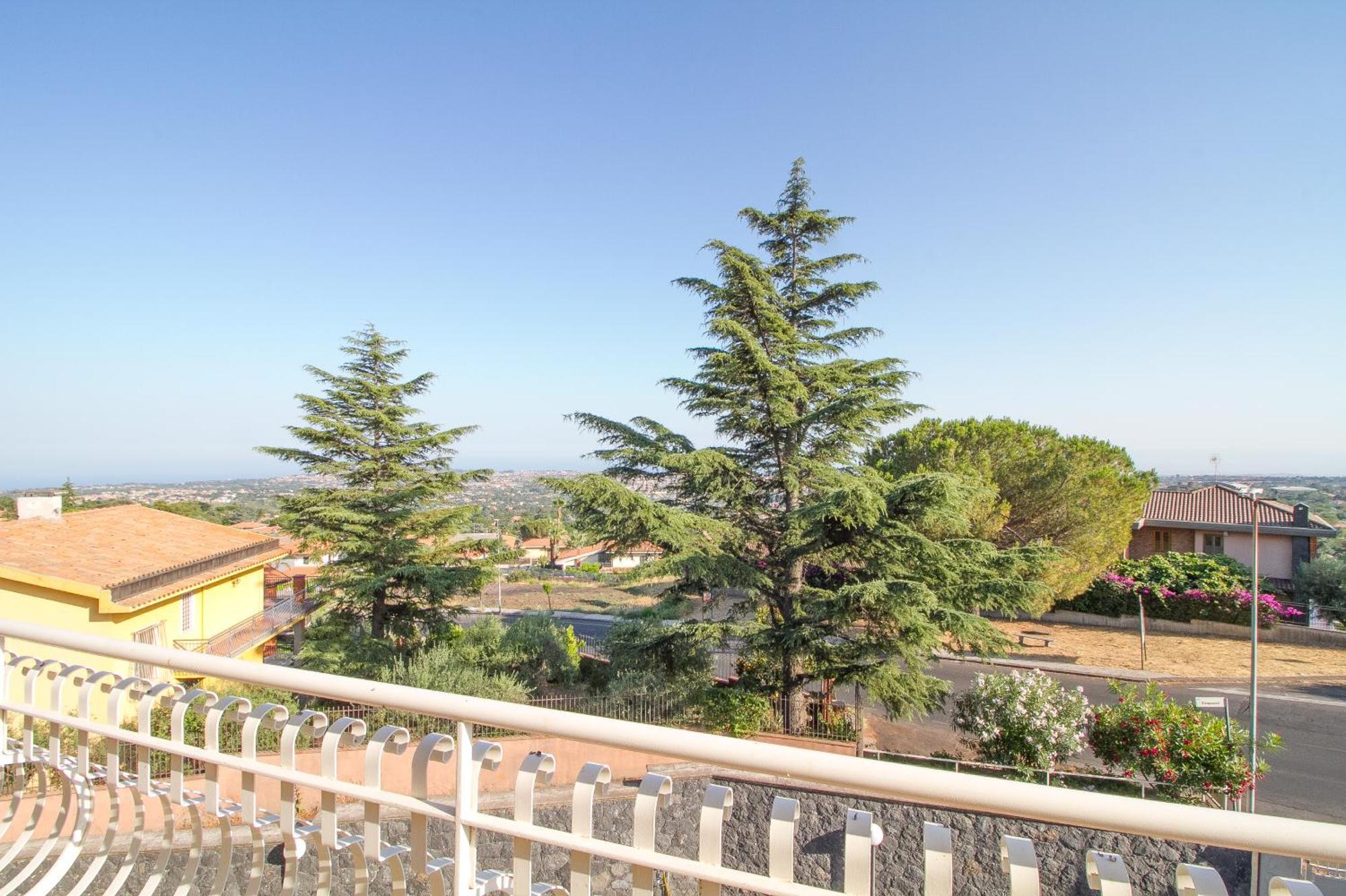 Aparthotel Etna Royal View Trecastagni Exterior foto