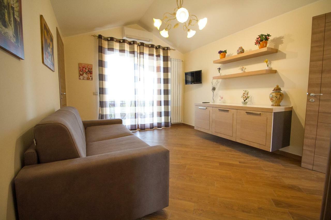 Aparthotel Etna Royal View Trecastagni Exterior foto