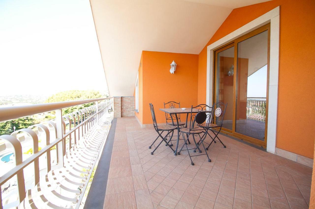 Aparthotel Etna Royal View Trecastagni Exterior foto